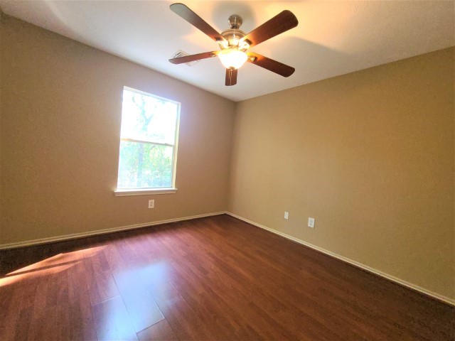 138 S Walden Elms Circle Property Photo 10