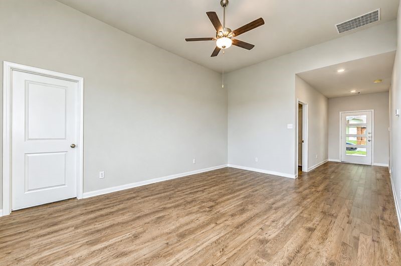 1512 Jean Meadow Drive Property Photo 8