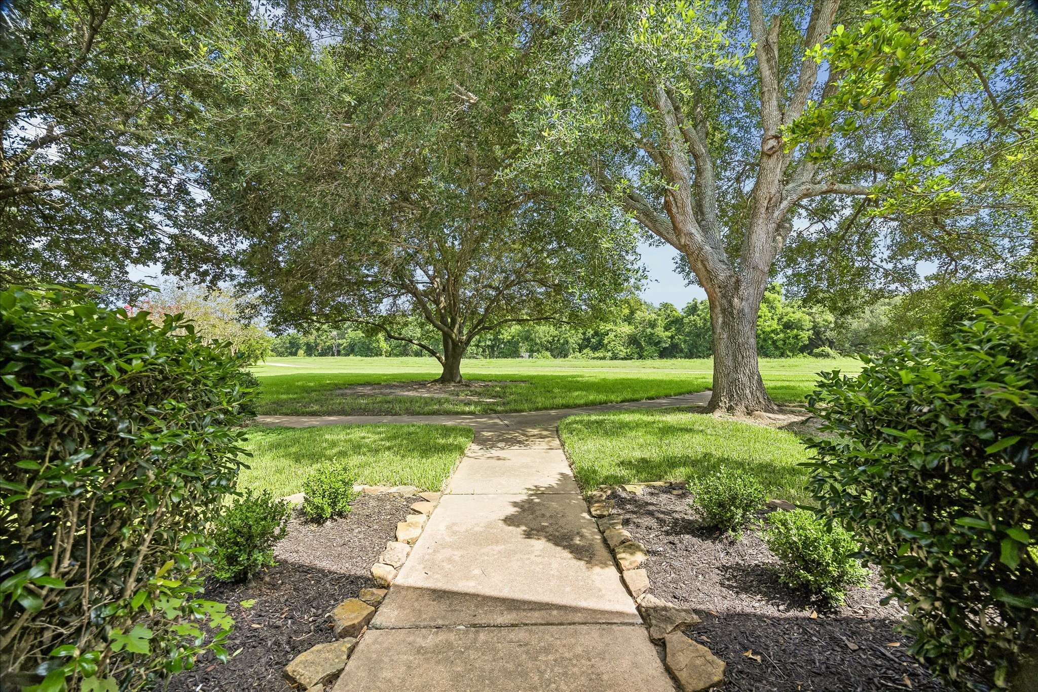 10819 Cobblecreek Way Property Photo 5