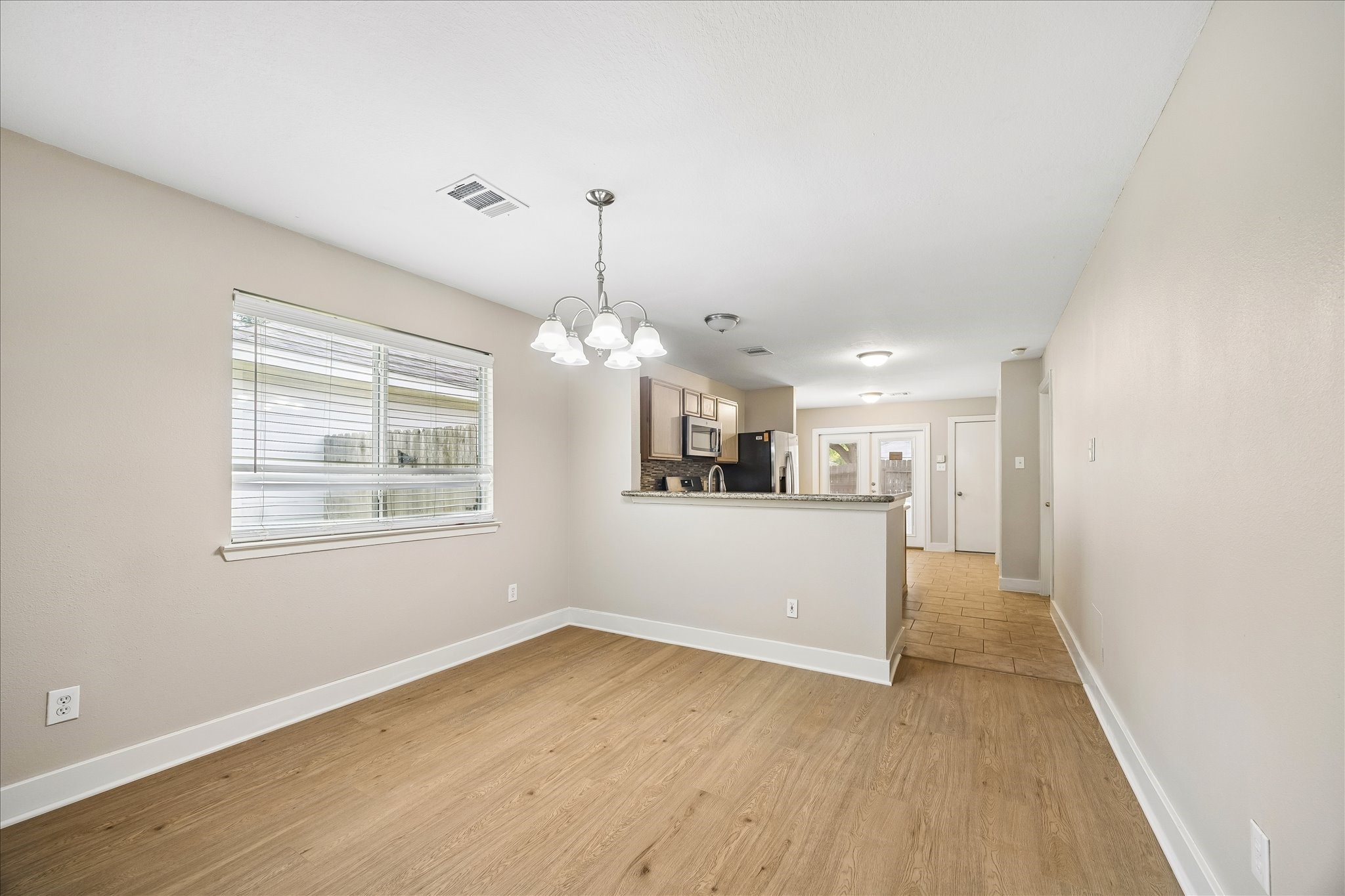 10819 Cobblecreek Way Property Photo 14