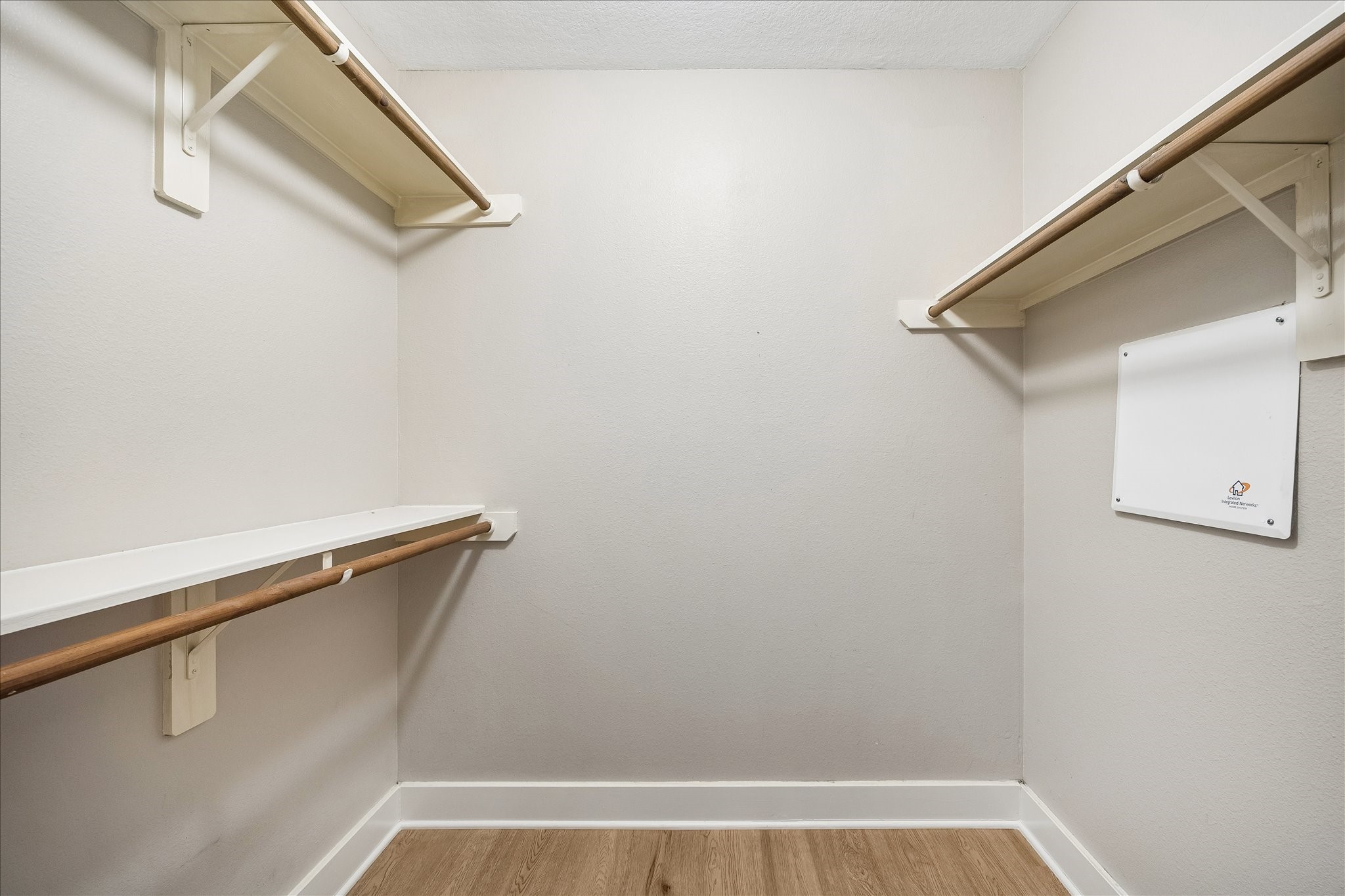 10819 Cobblecreek Way Property Photo 28