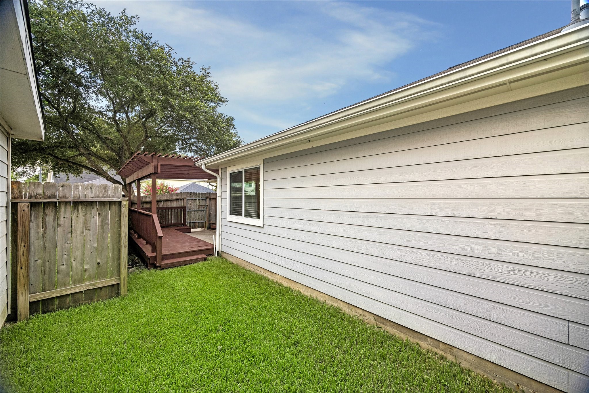 10819 Cobblecreek Way Property Photo 36