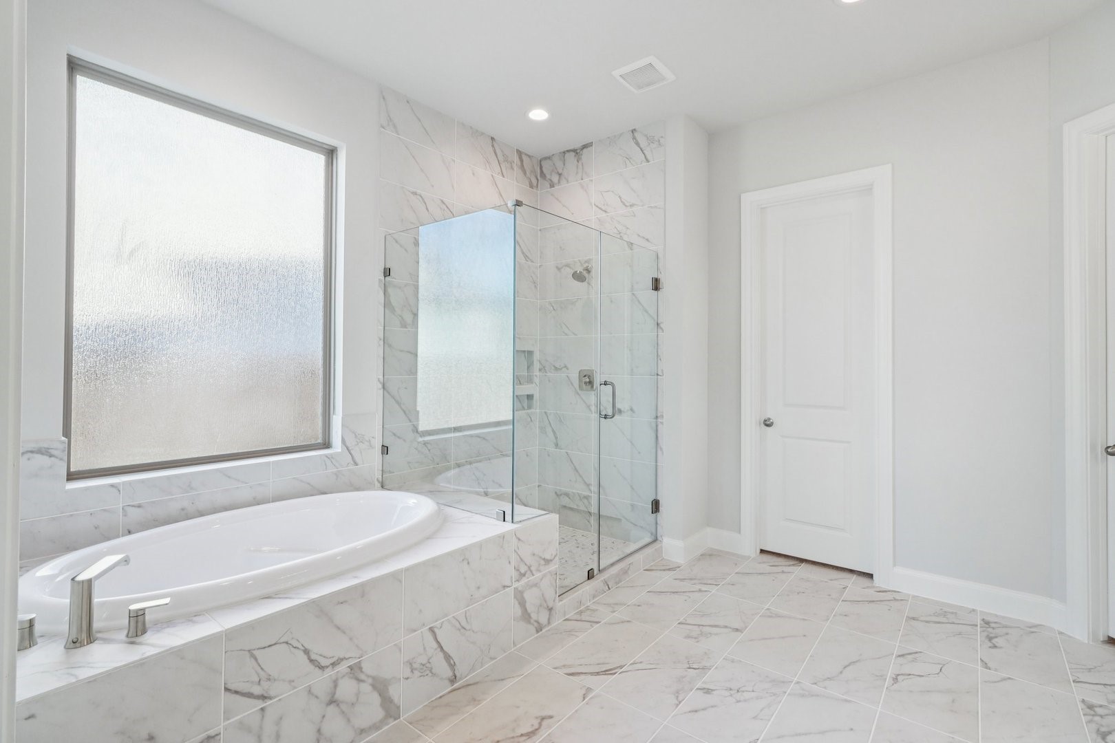 21106 Regal Terrace Drive Property Photo 4