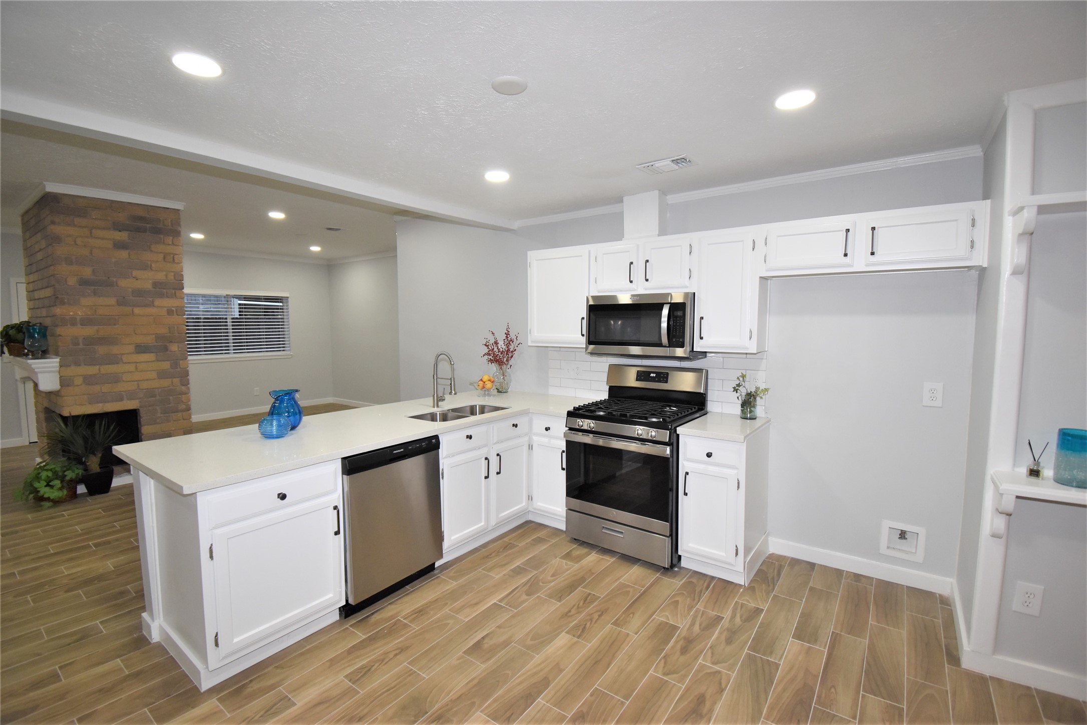 18058 Brooknoll Drive Property Photo 24