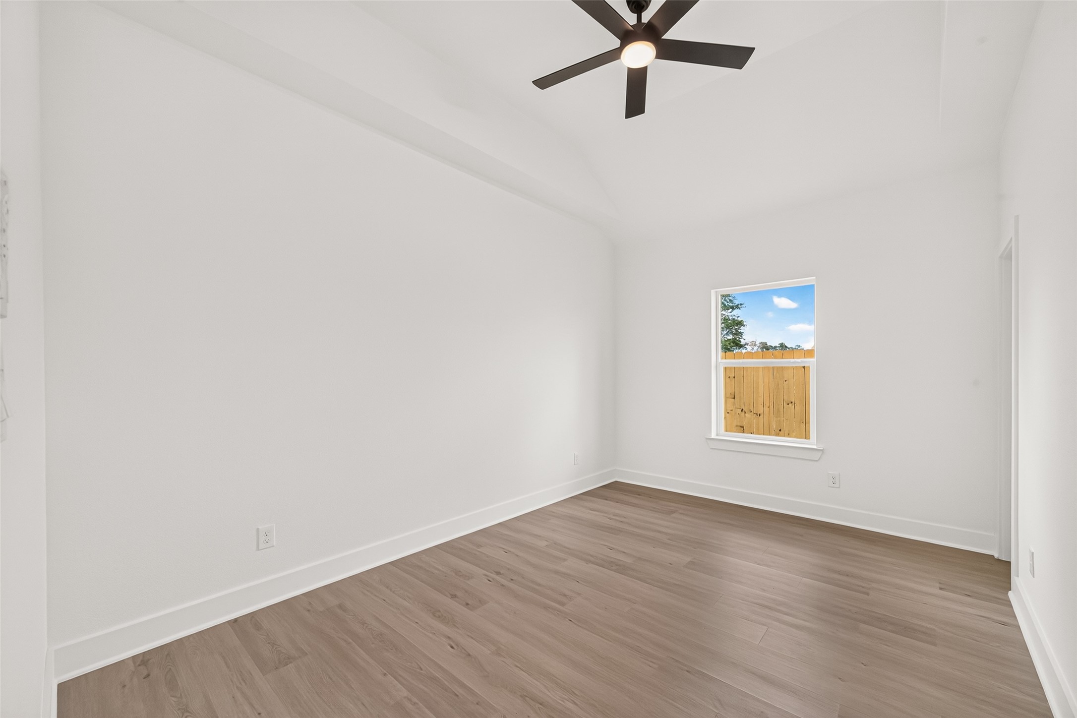 1234 Peter Pine St A/b Property Photo 18