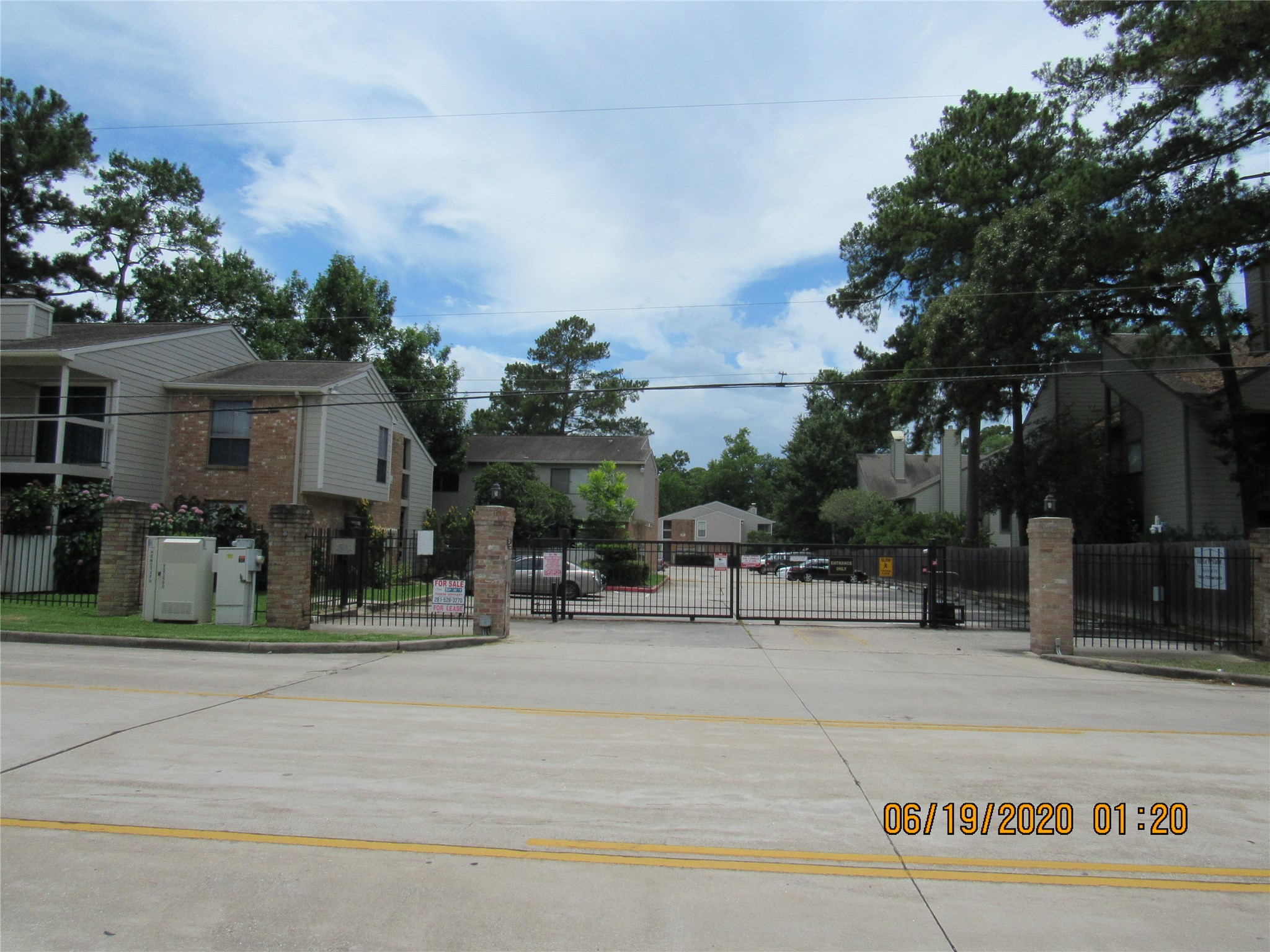 17401 Red Oak Drive 82 Property Photo 1