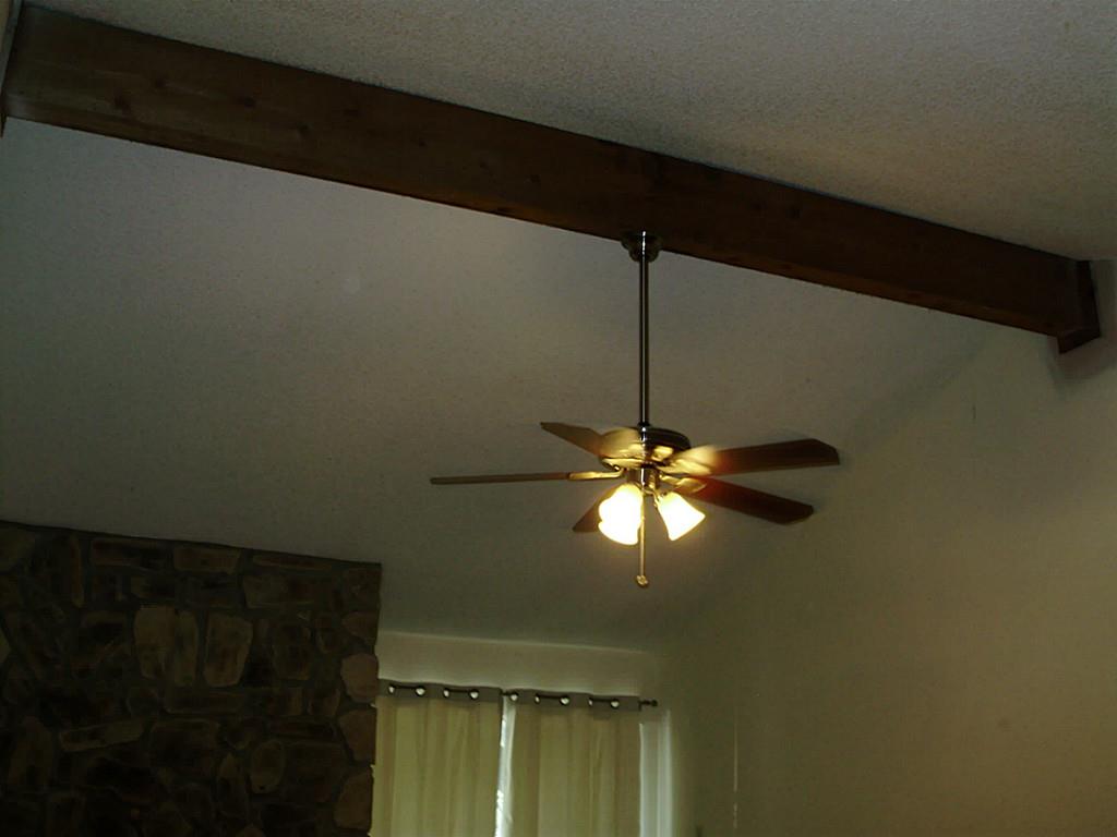 17401 Red Oak Drive 82 Property Photo 8