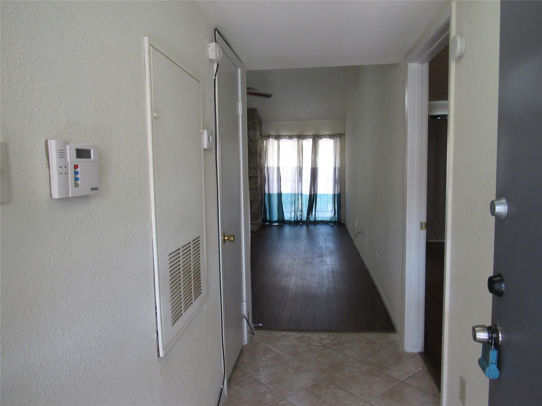 17401 Red Oak Drive 82 Property Photo 9