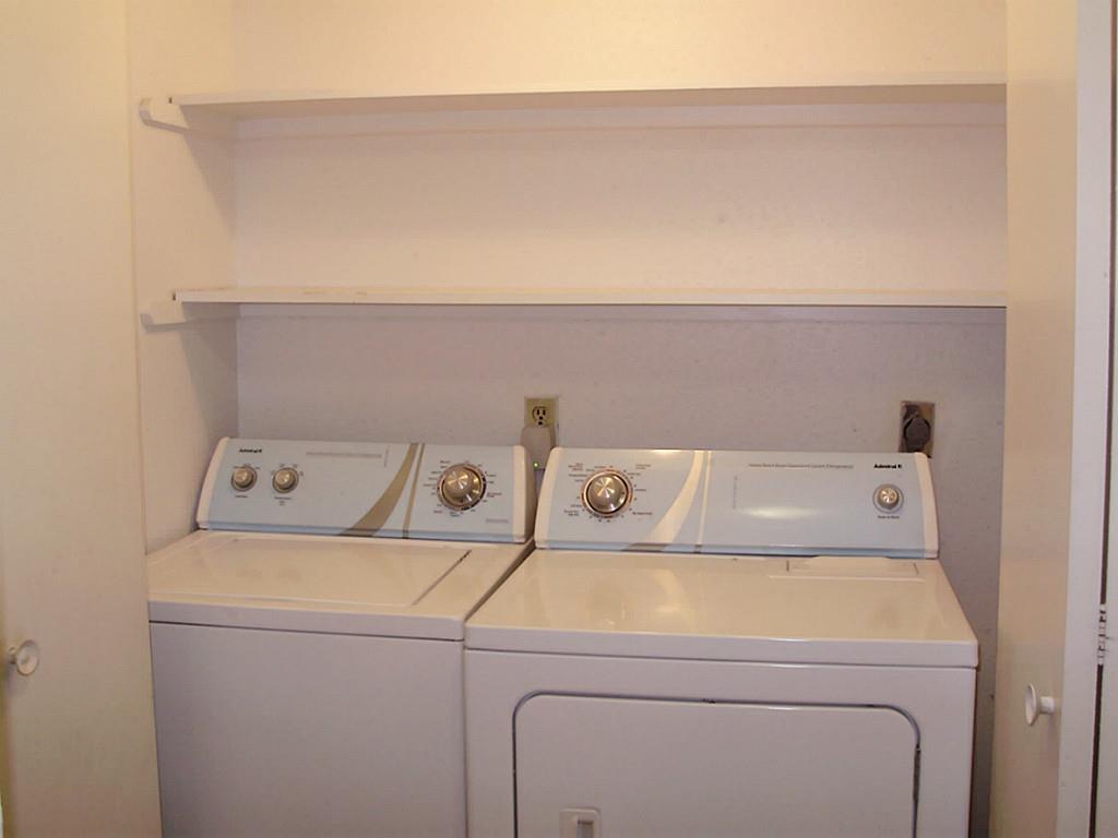 17401 Red Oak Drive 82 Property Photo 16