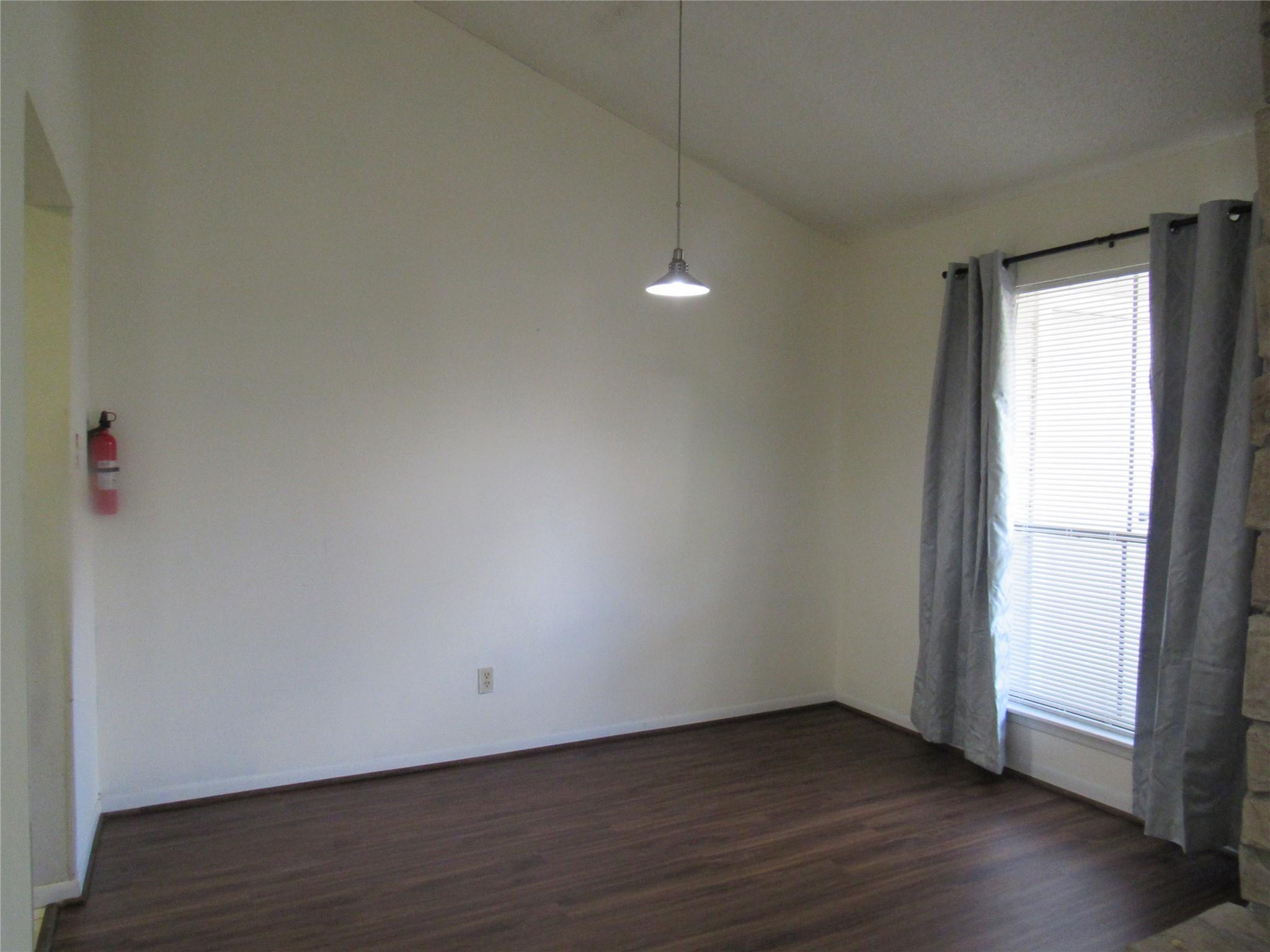 17401 Red Oak Drive 82 Property Photo 18