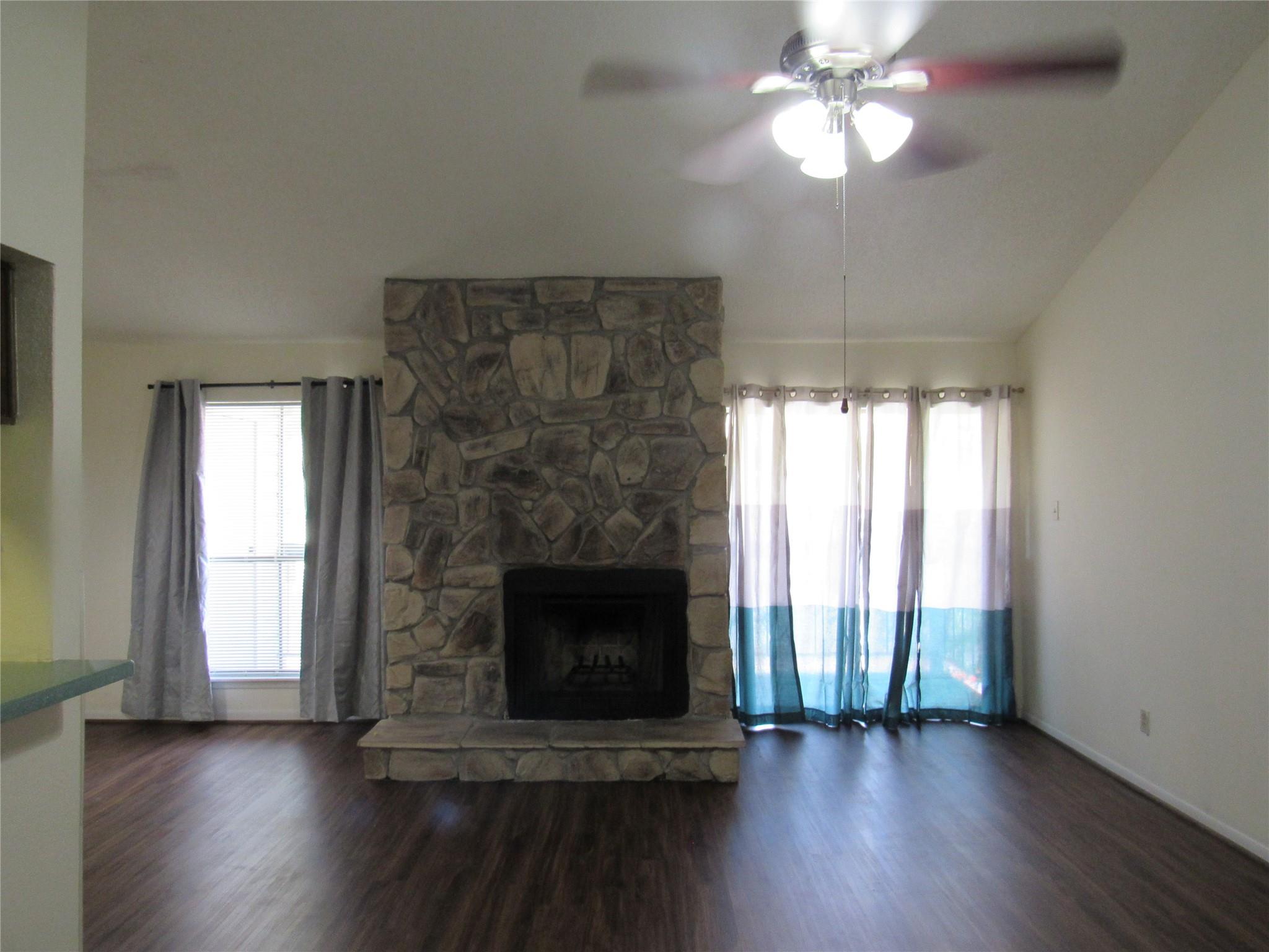 17401 Red Oak Drive 82 Property Photo 19