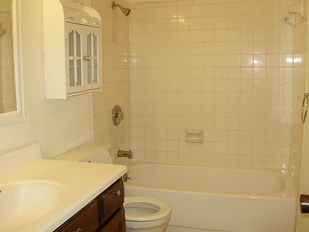 17401 Red Oak Drive 82 Property Photo 20