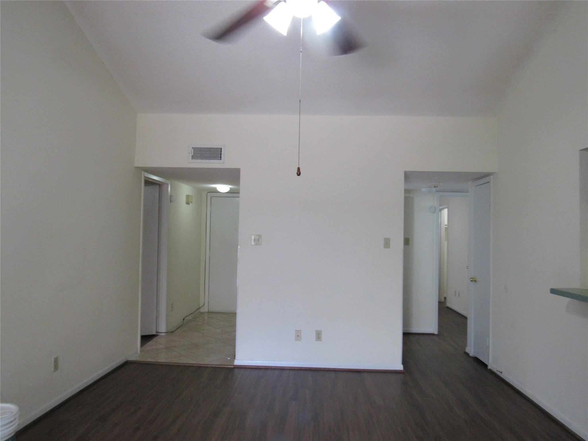 17401 Red Oak Drive 82 Property Photo 21