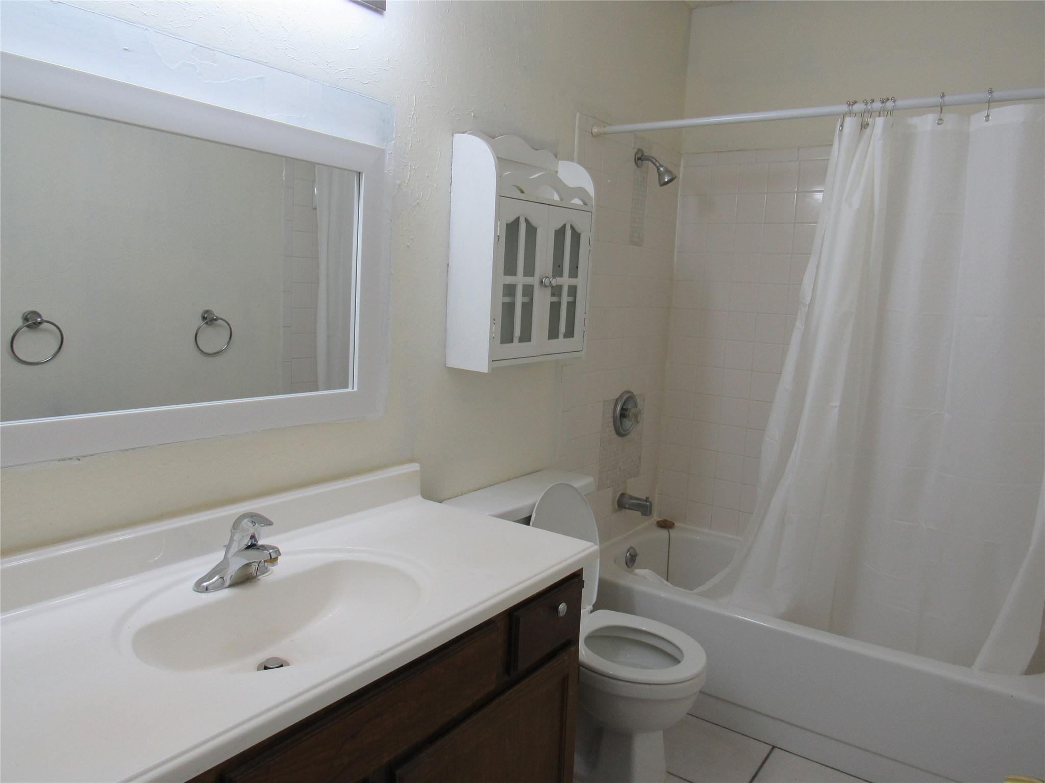 17401 Red Oak Drive 82 Property Photo 26