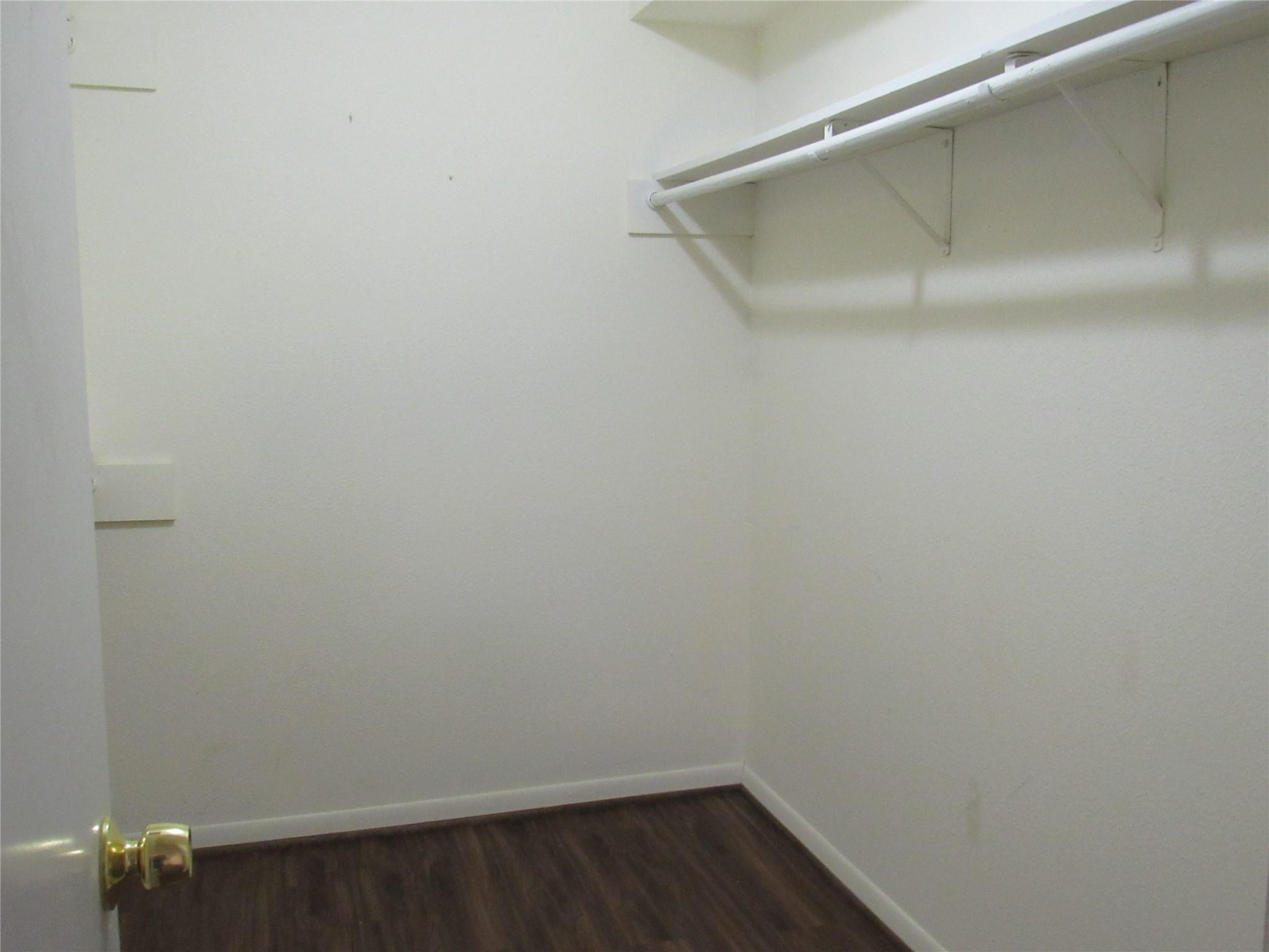 17401 Red Oak Drive 82 Property Photo 33