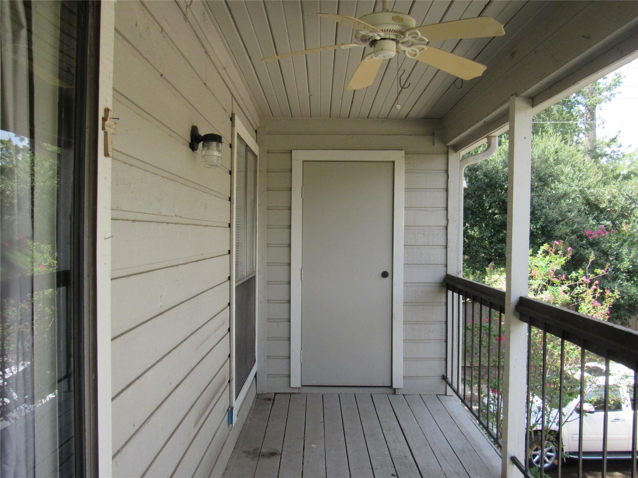 17401 Red Oak Drive 82 Property Photo 38