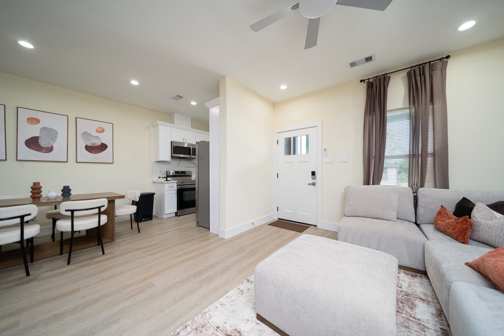 6743 Madrid St Street B Property Photo 7