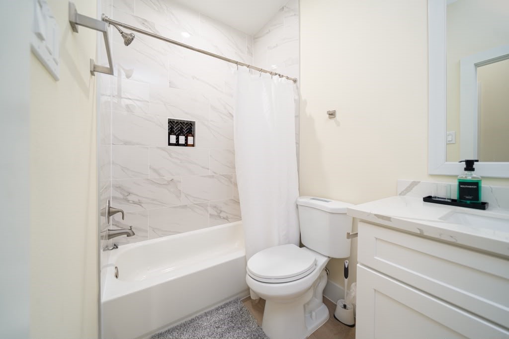 6743 Madrid St Street B Property Photo 15