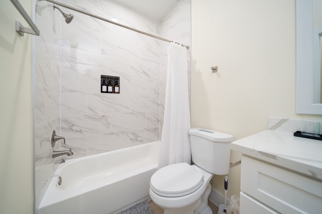 6743 Madrid St Street B Property Photo 23