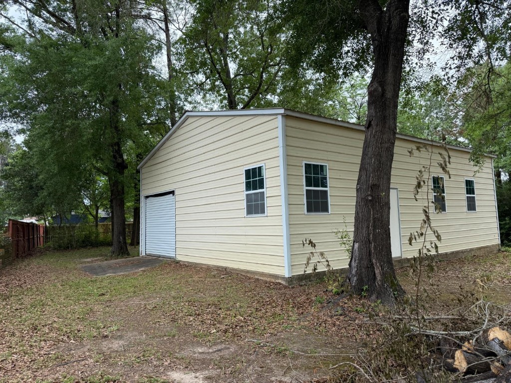 200 Lagoon Drive Property Photo 2