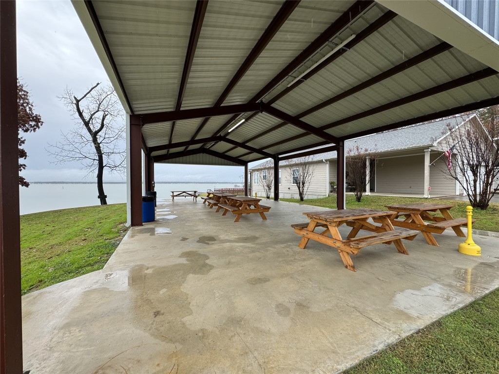 200 Lagoon Drive Property Photo 12