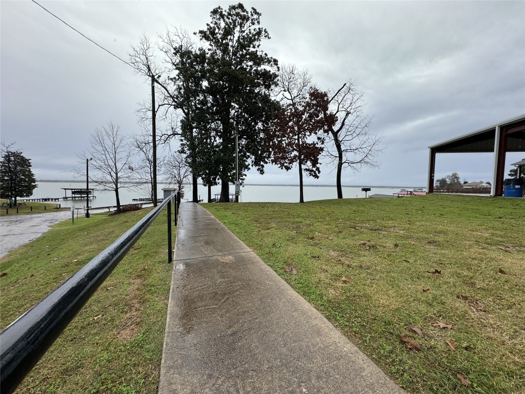 200 Lagoon Drive Property Photo 13