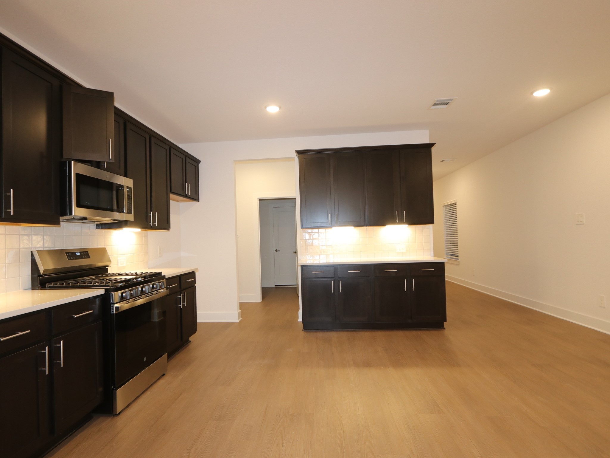 21415 Jacaranda Blossom Way Property Photo 10