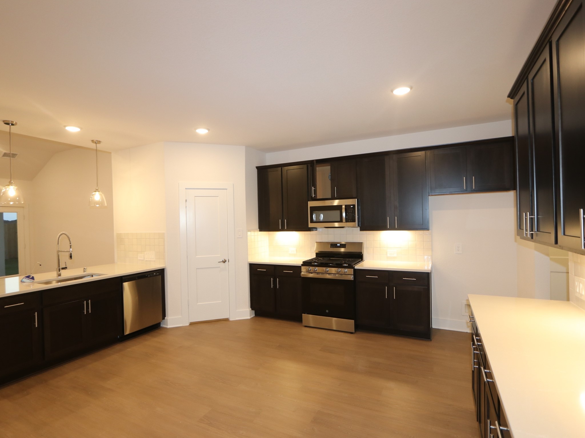 21415 Jacaranda Blossom Way Property Photo 11