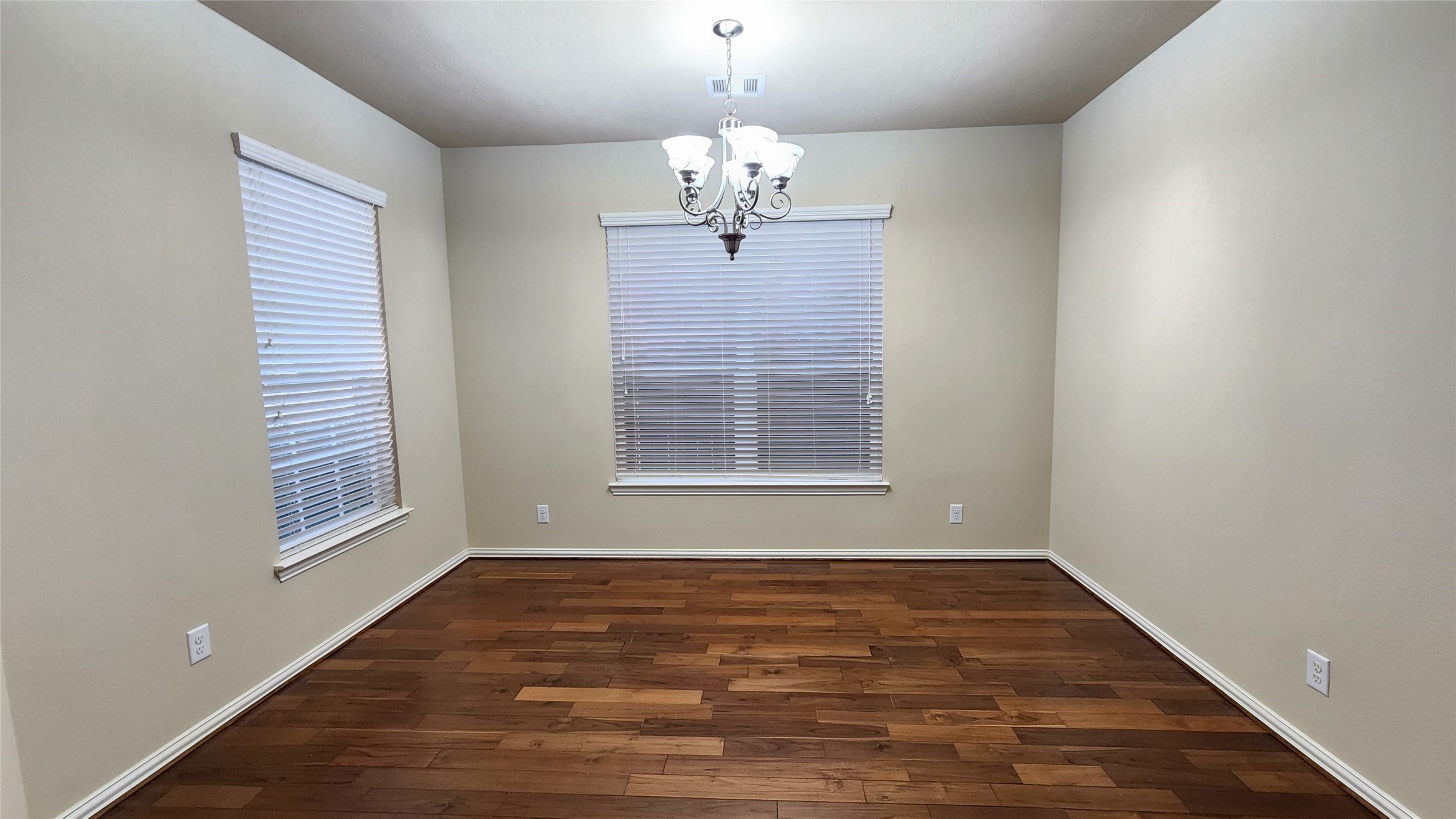 26939 Glacier Creek Drive Property Photo 3