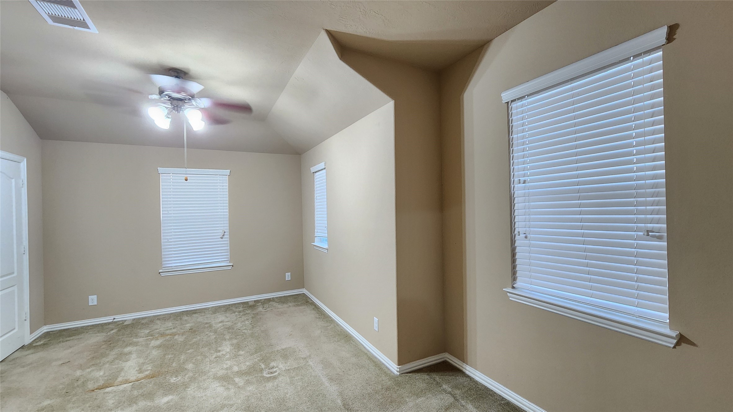 26939 Glacier Creek Drive Property Photo 19