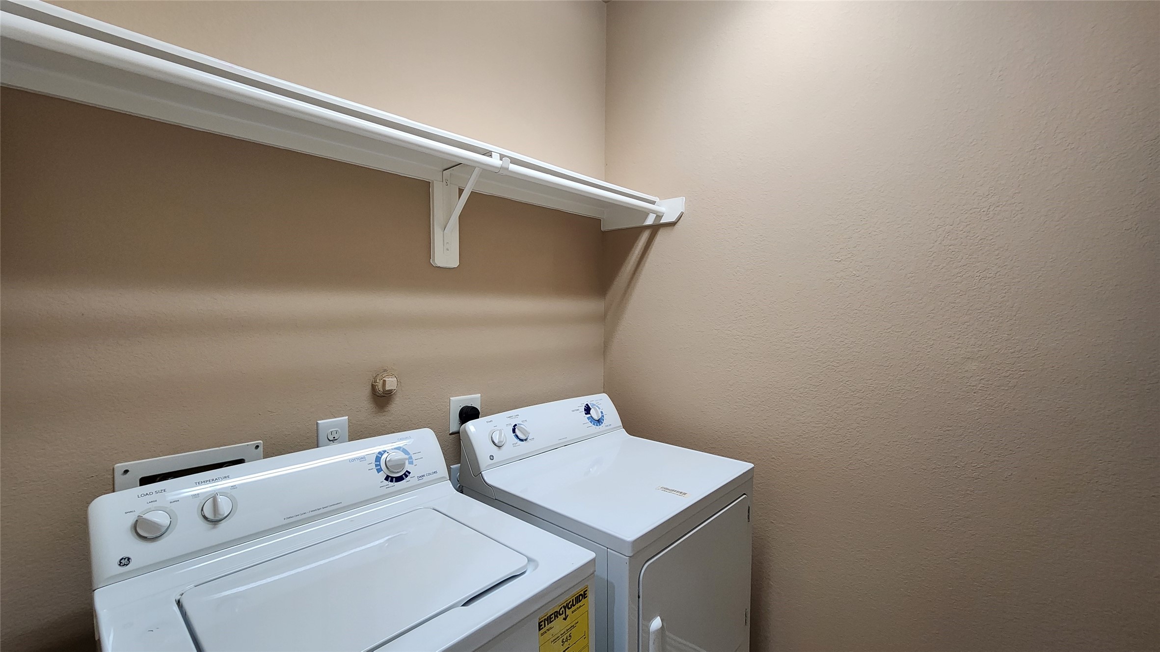 26939 Glacier Creek Drive Property Photo 21