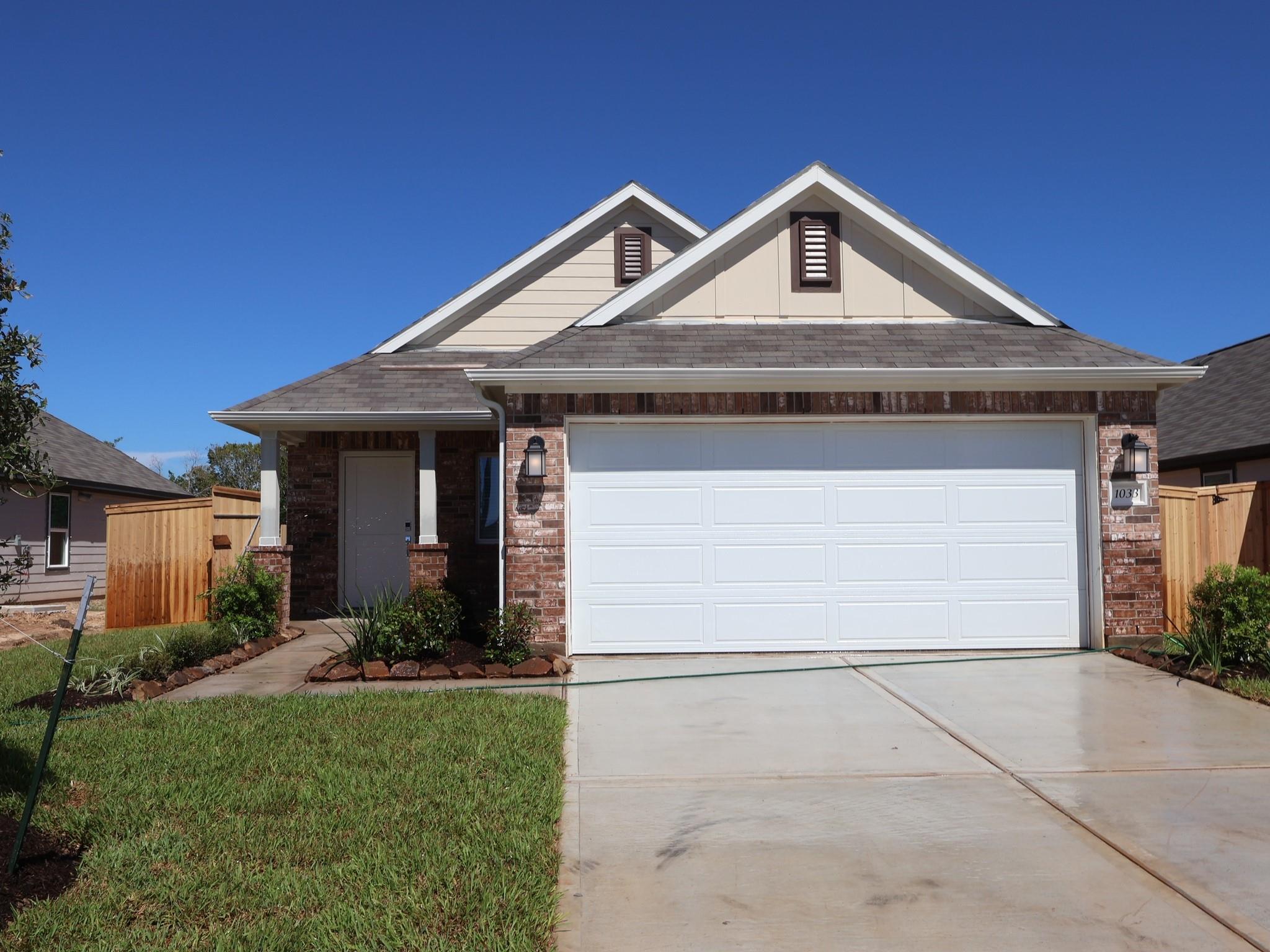 1033 Garnet Star Drive, La Marque Tx 77568 Property Photo 1