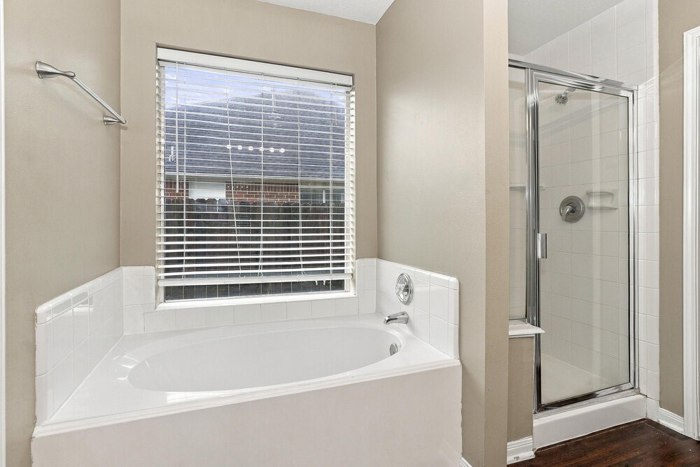 3122 Rainpark Lane Property Photo 11
