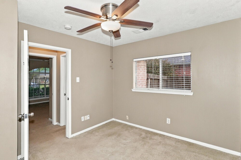 3122 Rainpark Lane Property Photo 12