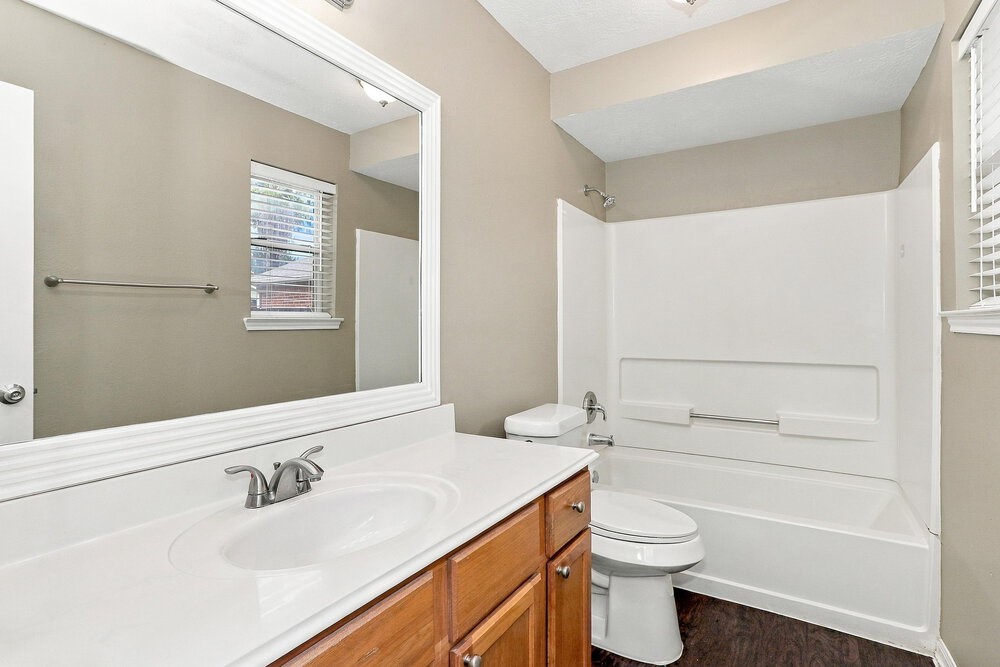 3122 Rainpark Lane Property Photo 14