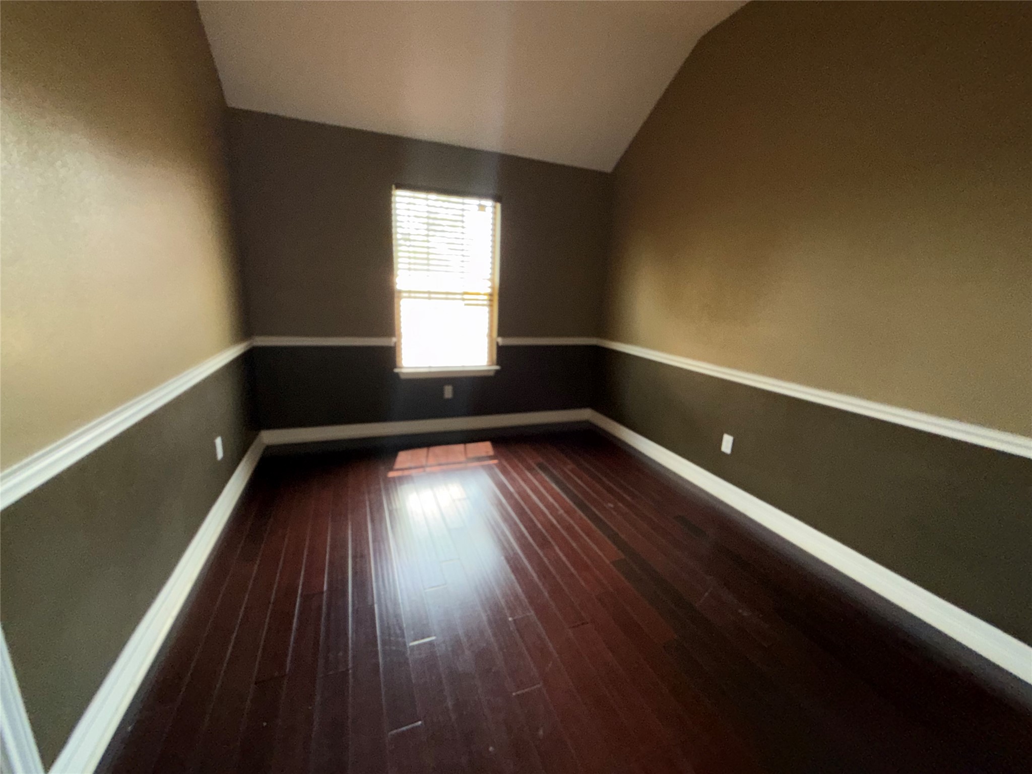 8233 Hickok Lane Property Photo 2