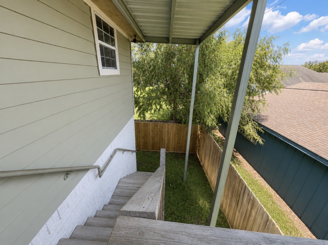 8233 Hickok Lane Property Photo 15