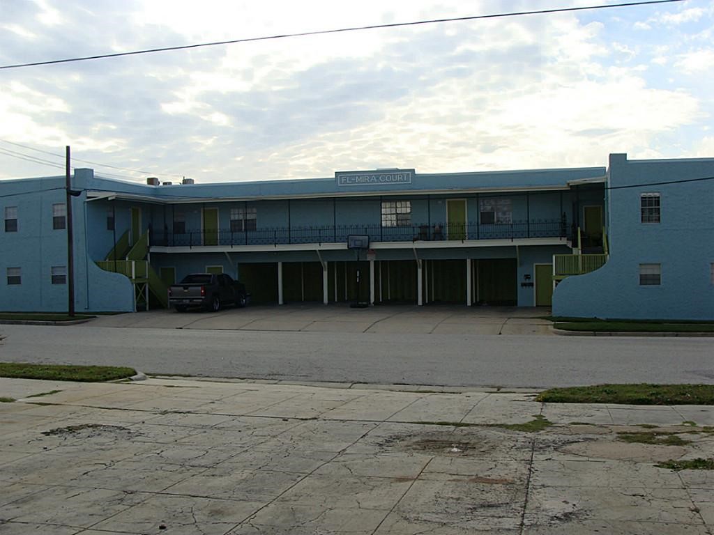 802 Avenue K 3 Property Photo 1