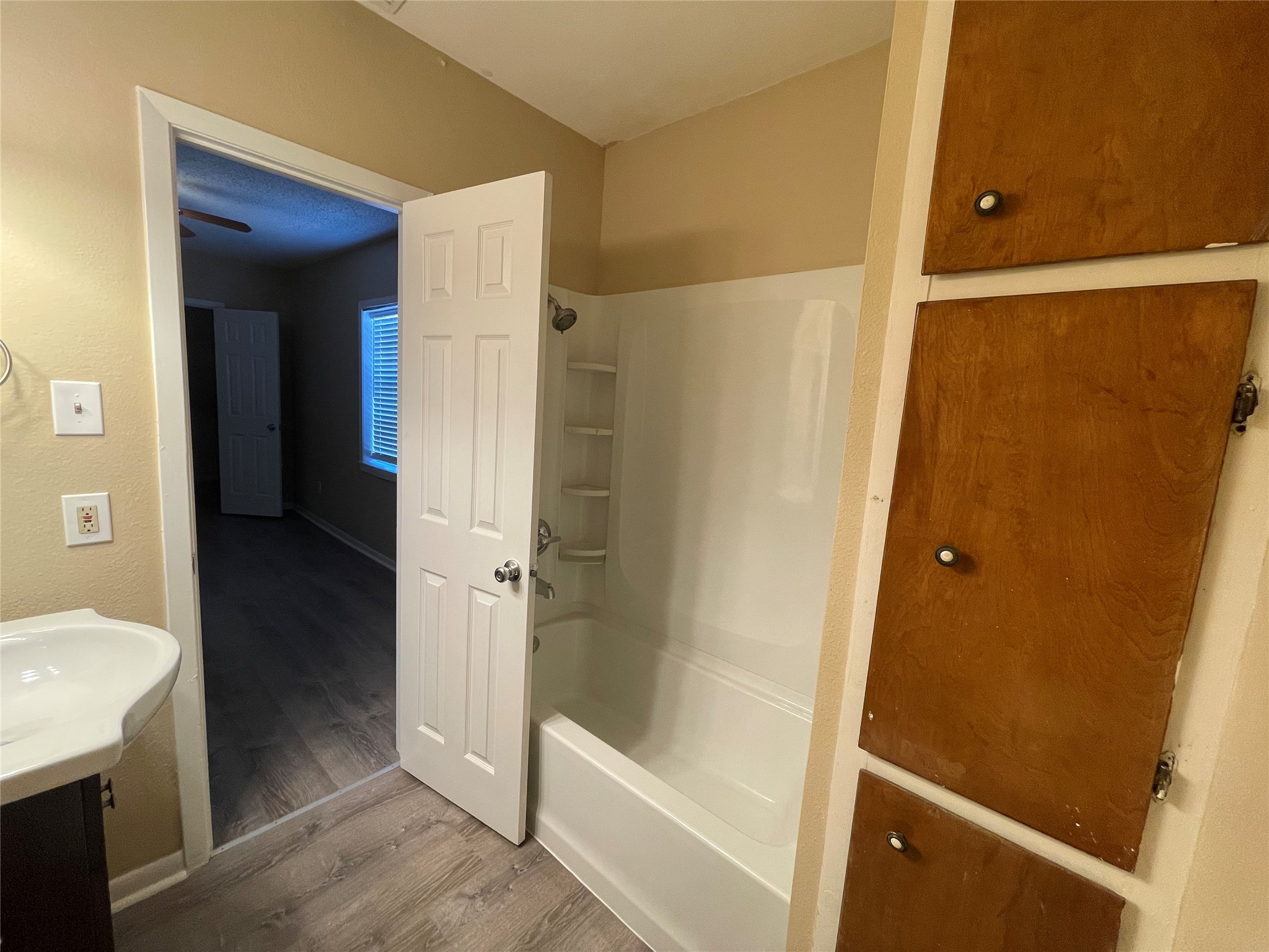 802 Avenue K 3 Property Photo 9