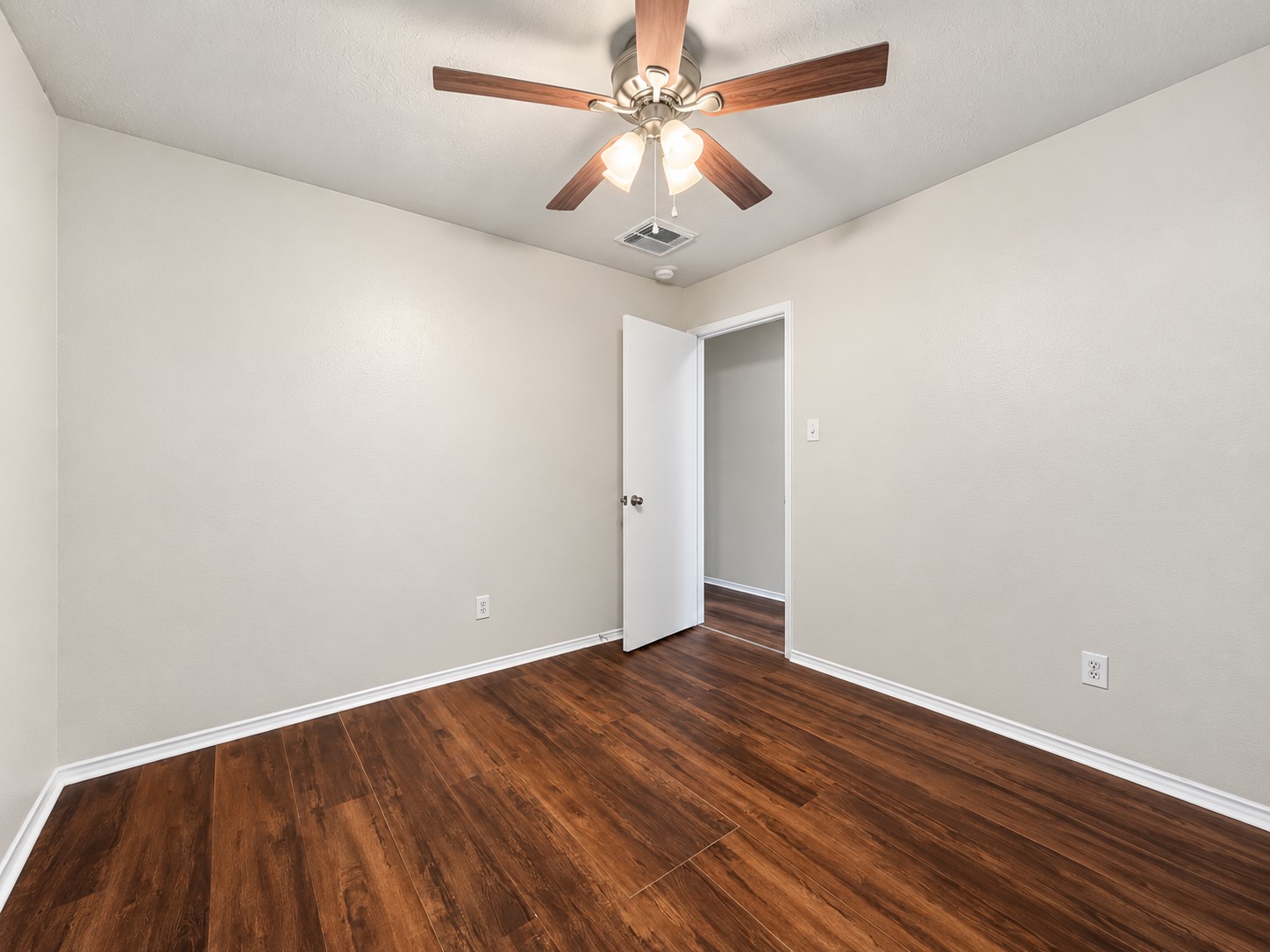 6 Thicket Grove Place Property Photo 41