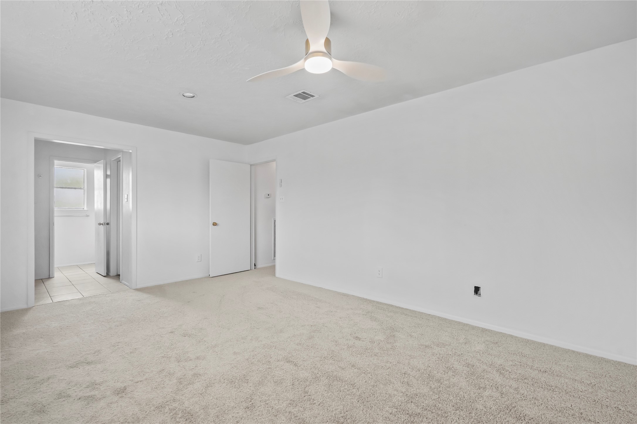15506 Sungold Court Property Photo 11