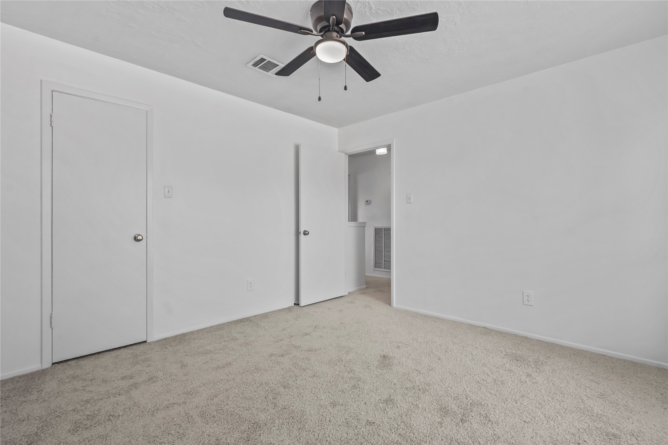 15506 Sungold Court Property Photo 19