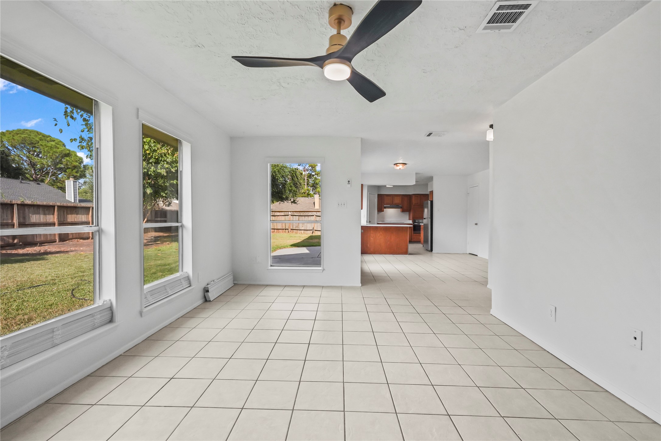 15506 Sungold Court Property Photo 28