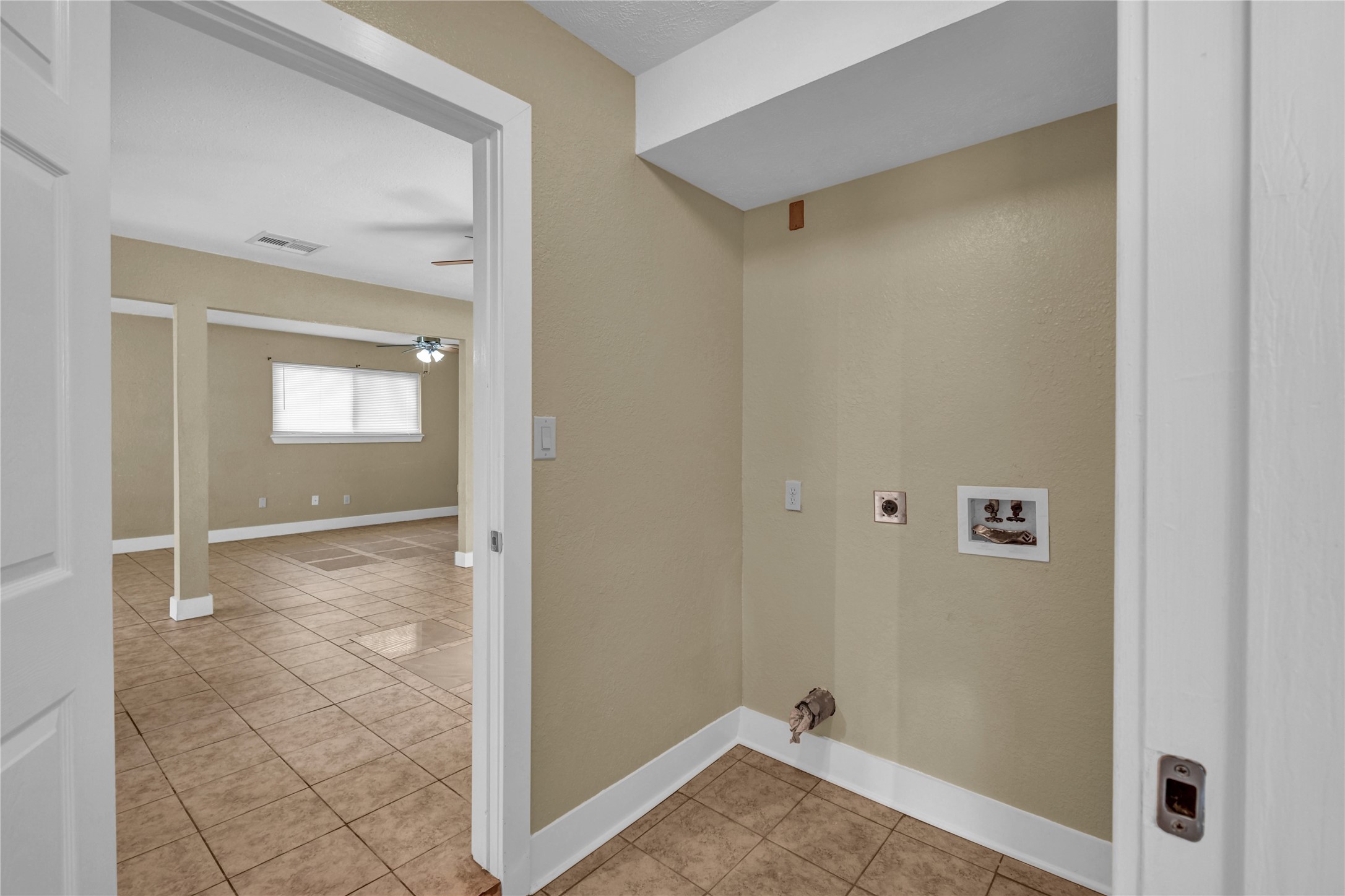 253 N Shanks Street Property Photo 14
