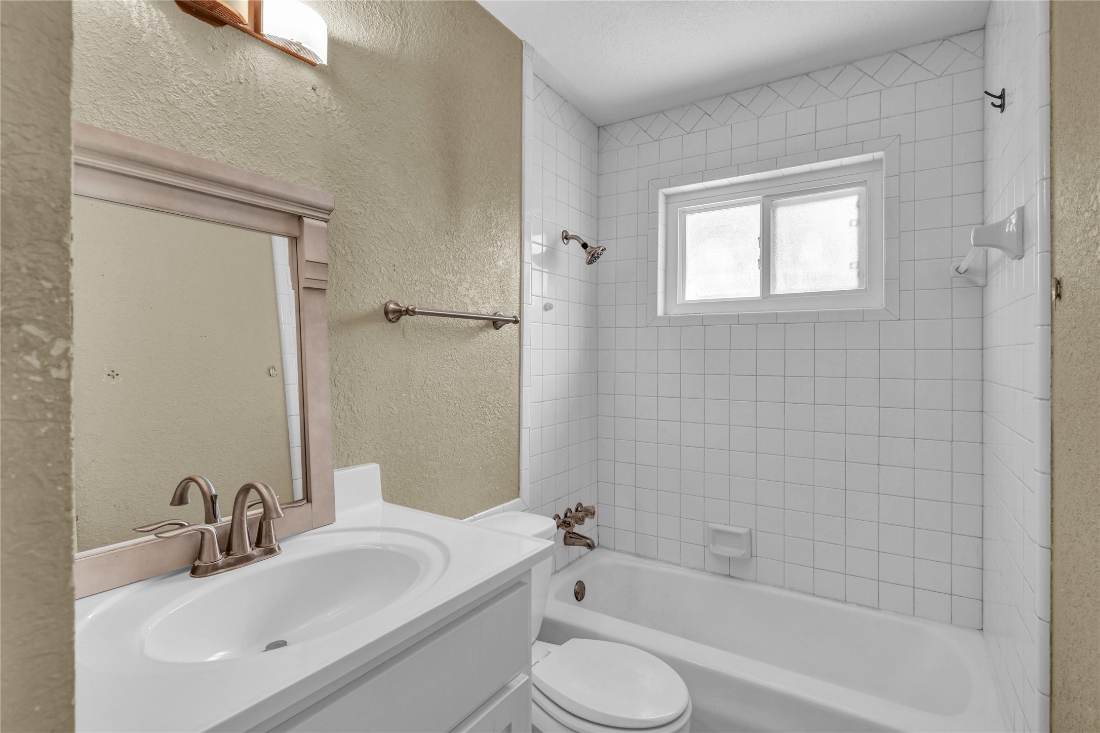253 N Shanks Street Property Photo 16