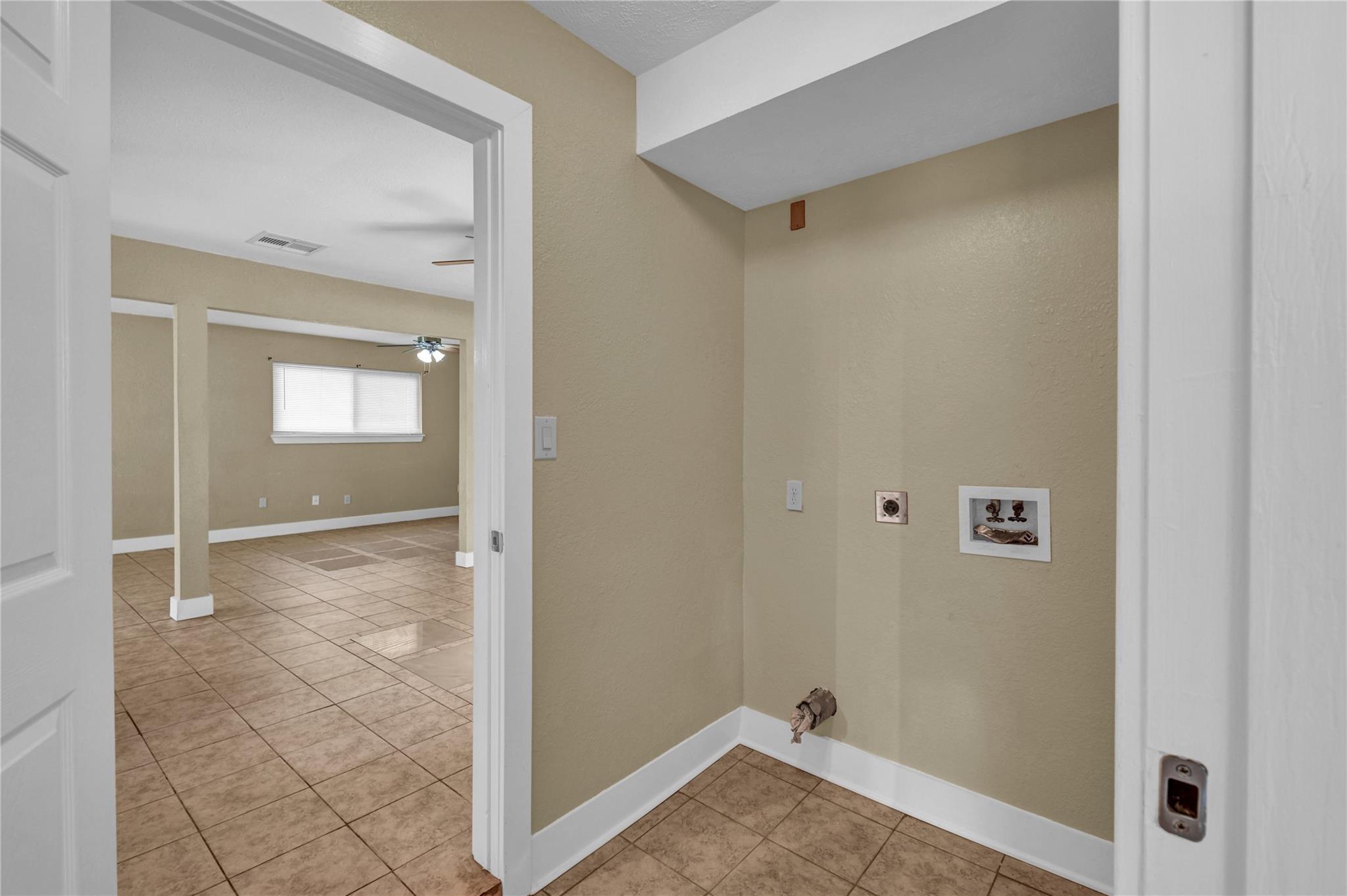 253 N Shanks Street Property Photo 16
