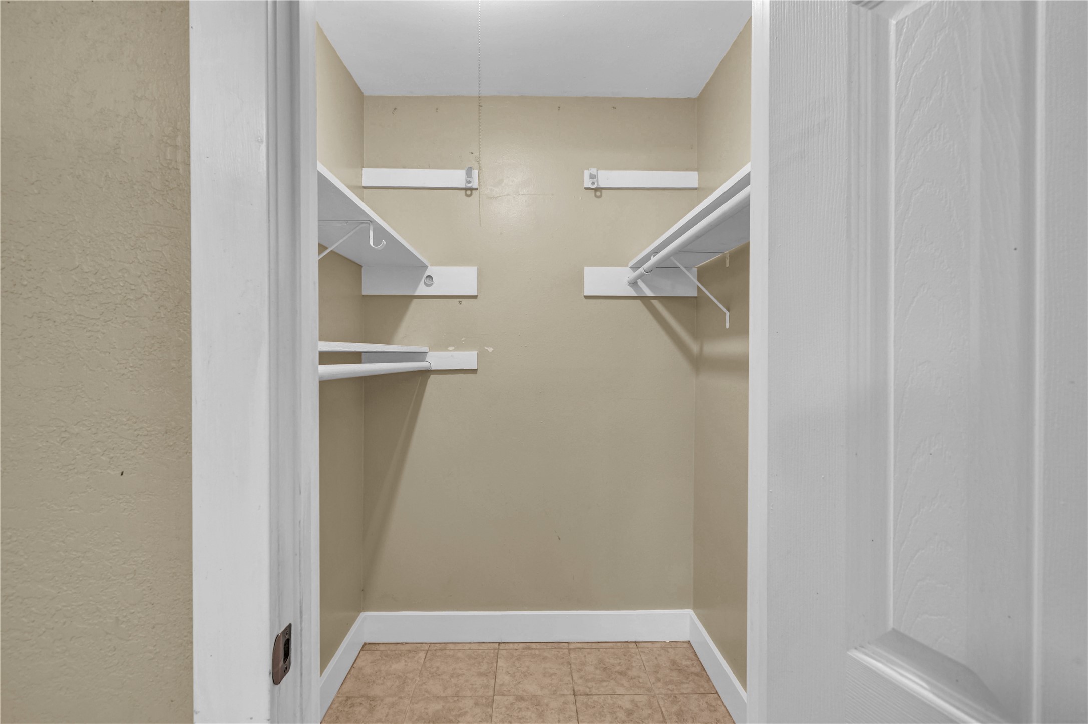 253 N Shanks Street Property Photo 17
