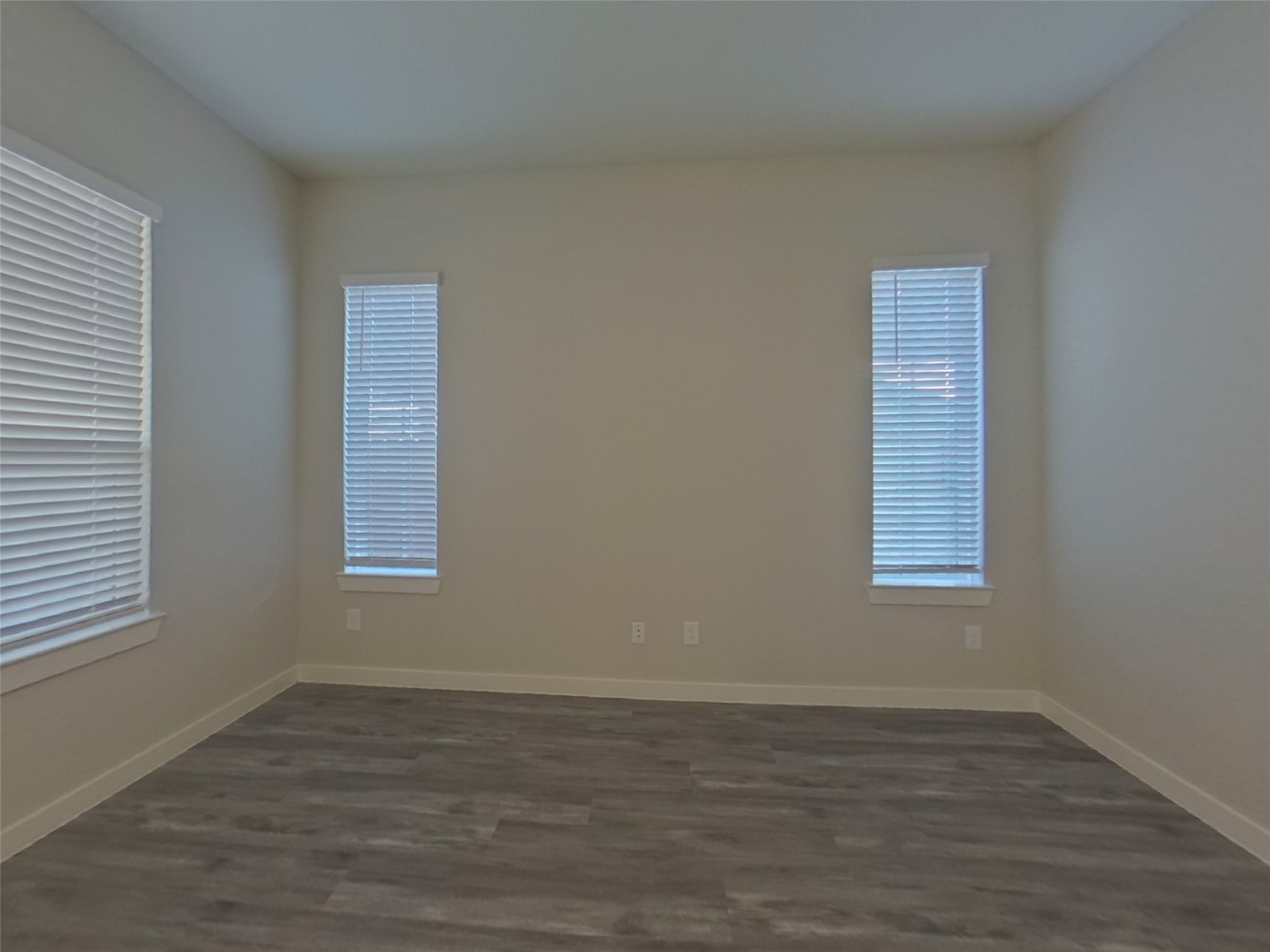 9835 Willow Creek Commerce Drive 535 Property Photo 2