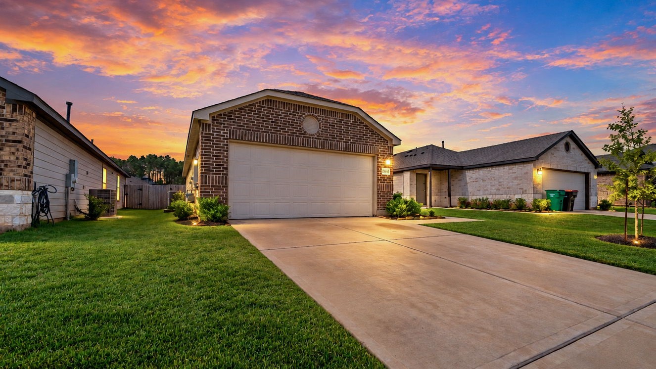 25331 Leather Leaf Court Property Photo 2