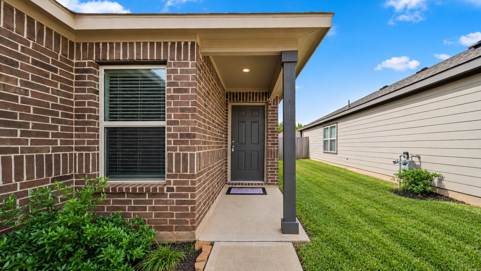 25331 Leather Leaf Court Property Photo 3